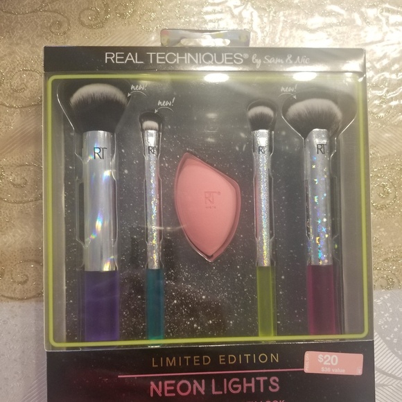 Real techniques Neon Lights set- Limited edition - Picture 3 of 5